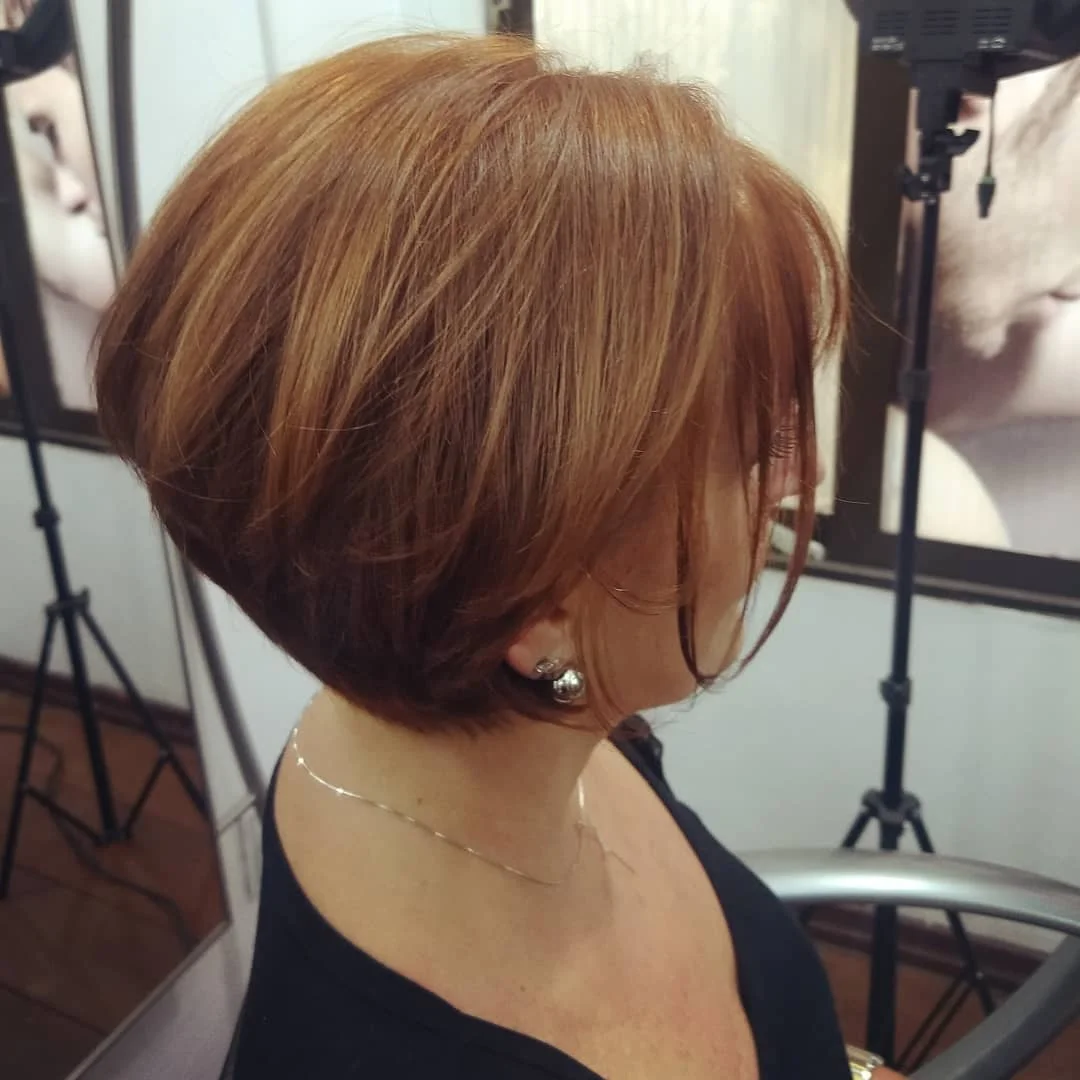 Corte chanel acobreado Corte chanel acobreado