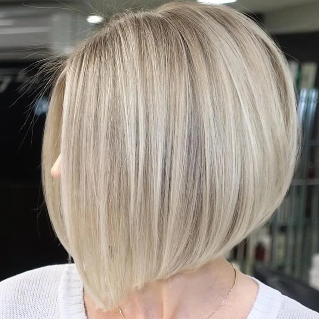 Corte chanel em cabelo loiro Corte chanel em cabelo loiro
